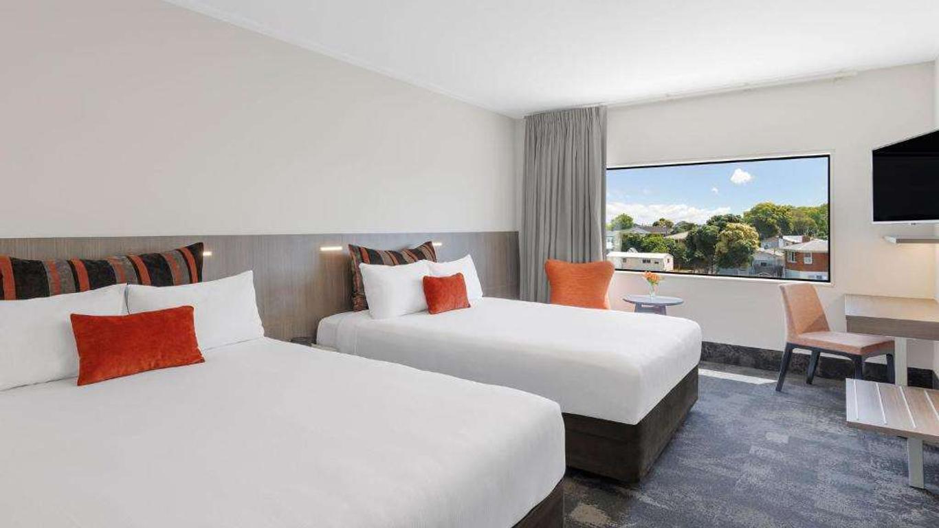 Jetpark Auckland Airport Hotel