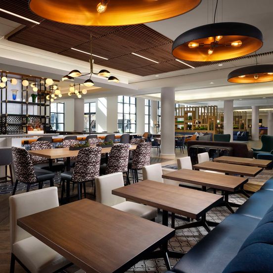 Hilton New Orleans Airport image 1