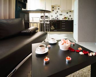 PaulMarie Apartments in Bobruisk - Babruysk - Living room