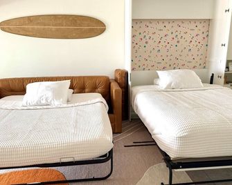 Oceanfront Condo | New Retro Design | Beach + Pool - Wildwood - Bedroom