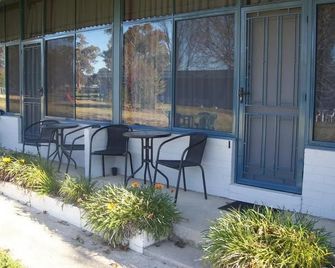 Holbrook Settlers Motel - Holbrook - Patio