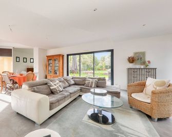 Maison avec piscine pour dix personnes - Saint-Armel - Salon