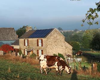 Maison Normande avec Jardin Clôturé, Cheminée et Options Confort, près de la Roche d'Oëtre - FR-1-497-141 - Tinchebray-Bocage - Edificio