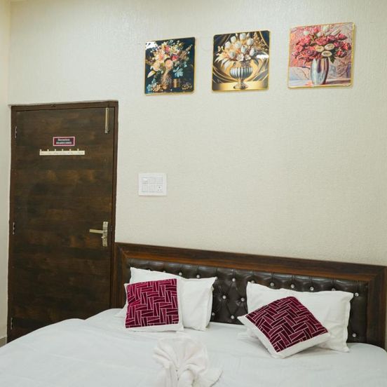 Hotel Adarsh image 1
