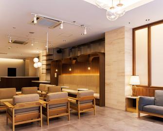 Village Hotel Honmachi - Osaka - Lounge