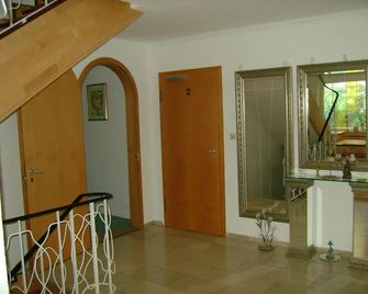 Pension Mozart - Ottobeuren - Stairs