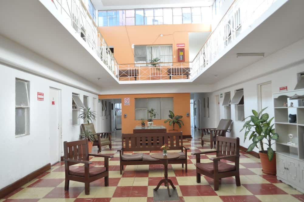 Hotel Metropolitan I - Irapuato - Salónek