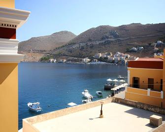 Dorian Hotel - Ano Symi