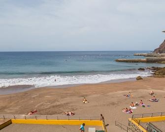 Flatguest Sardina Home pool - Gáldar - Beach