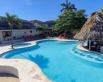 The Colonial at Jaguar Reef - Hopkins - Bazén