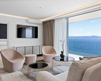 Luxury Hotel Amabilis - Selce - Living room