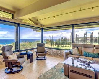 Kapalua Ridge Villas By Kbm Resorts - Kapalua - Living room