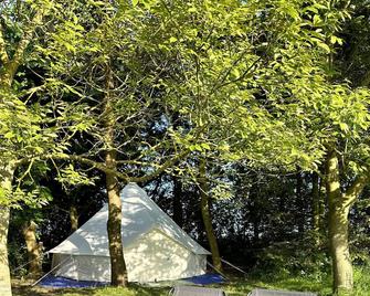RosaBell Bell Tent at Herigerbi Park - Grantham - Outdoor view