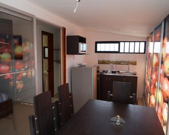 Aparta Estudios Amoblados Mi Casa - Manizales - Dining room