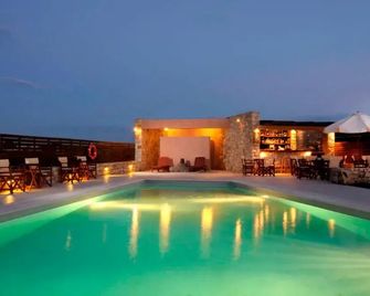 Petradi - Livadi - Basen