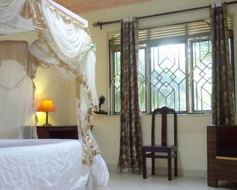 Ks Vacation Homes Ugandafor A True Home Feeling! - Kampala - Bedroom