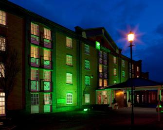 Holiday Inn Ellesmere Port - Cheshire Oaks - Ellesmere Port - Gebäude
