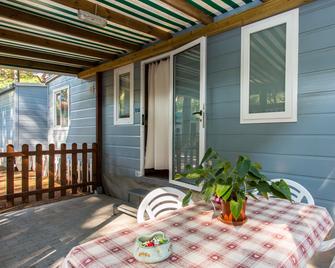 Club del Sole Rivaverde Easy Camping Village - Ravenna - Terasa