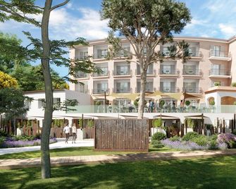 Hôtel du Parc Cavalaire sur Mer - Cavalaire-sur-Mer - Edificio