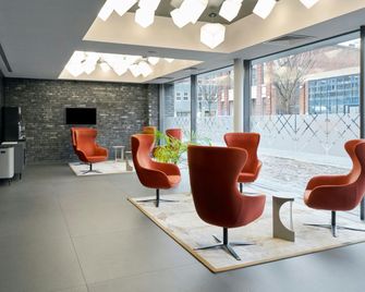 Four Points Flex by Sheraton Birmingham Jewellery Quarter - Бірмінгем - Лаунж