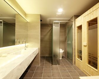 Premium Ava Hotel Sasang - Busán