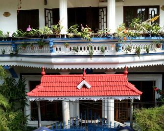 Dream Catcher Home Stay - קוצ'י - בניין