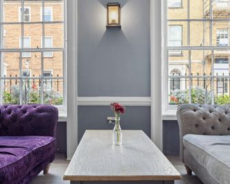 Sleeping Bear Hotel Dorchester - Dorchester - Lounge