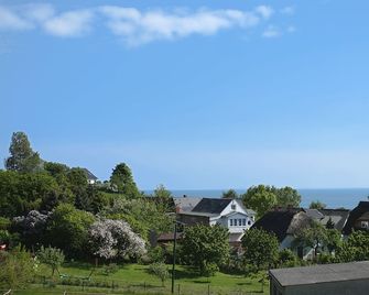 Koopmanns Hotel und Lädchen - Gohren - Balcón