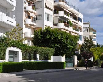 4-rooms 145m3 ap. Seaside Athens: Glifada - Glyfada - Building