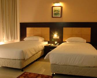 Hotel Mirabel - Byasanagar - Habitación