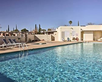 Green Valley Townhome with Patio and Resort Amenities - Green Valley - Pool