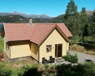 Holiday Home Rabbane by Interhome - Florø - Budova