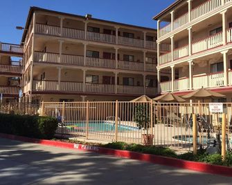 Heritage Inn La Mesa - La Mesa - Edificio