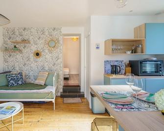 Studio Meneyer - À 100m de la plage Bénodet - Bénodet - Living room