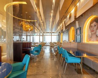 Green Park Penthouse Suite & Pool - Heated Pool - - Bari - Ristorante
