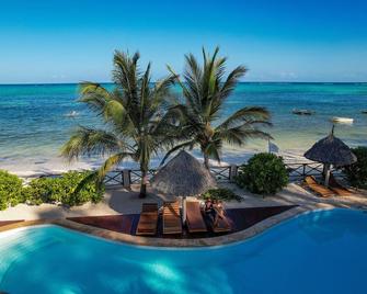 Clove Island Villas & Spa - Makunduchi - Piscina