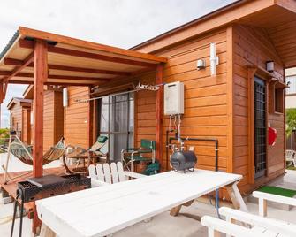 Kariyushi Condominium Resort Motobu Ikoi - Motobu - Patio