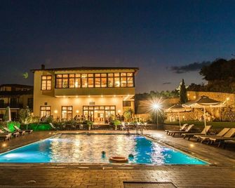 Meteora Hotel at Kastraki - Kalabaka - Alberca
