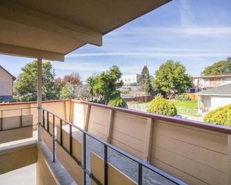 Marina Inn - Berkeley