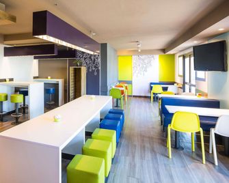 ibis budget Pau Est - Pau - Sala de jantar