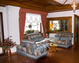 Hotel Monte Civetta - Alleghe - Obývací pokoj