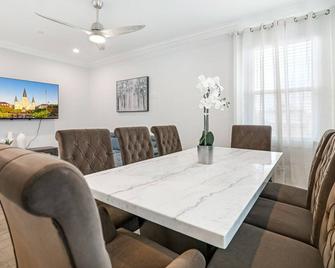 New 3-Bed Luxury House - New Orleans - Dining room
