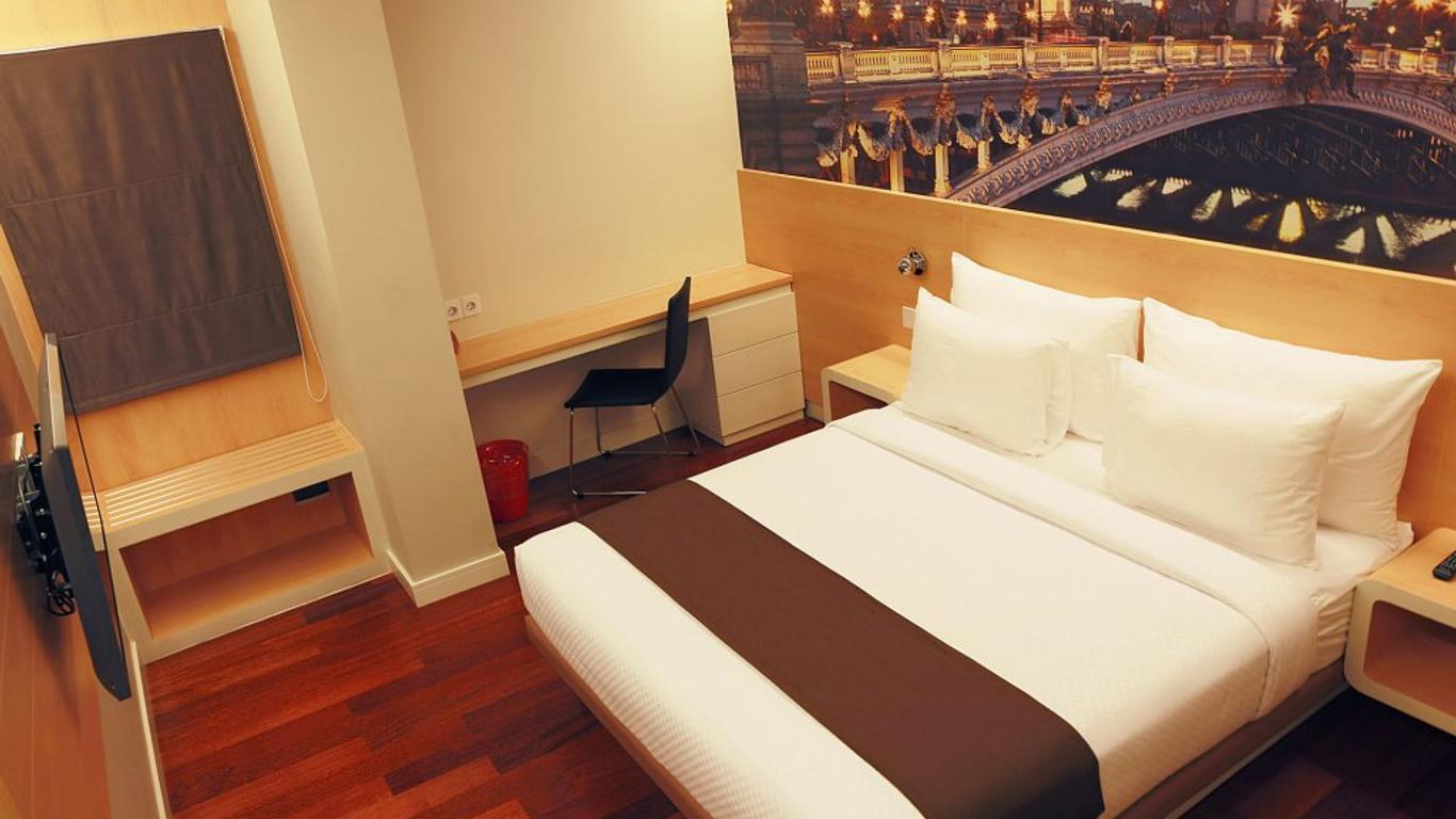 Citihub Hotel @Pecindilan, Surabaya
