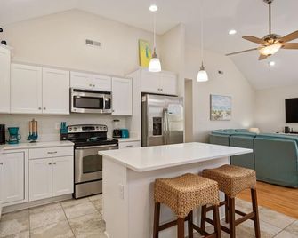 Kdh190 Gaga's Getaway - Kill Devil Hills - Kitchen