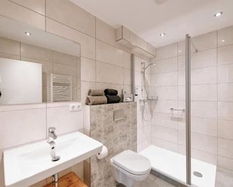 Löwen Hotel & Restaurant - Marktbreit - Ванна кімната