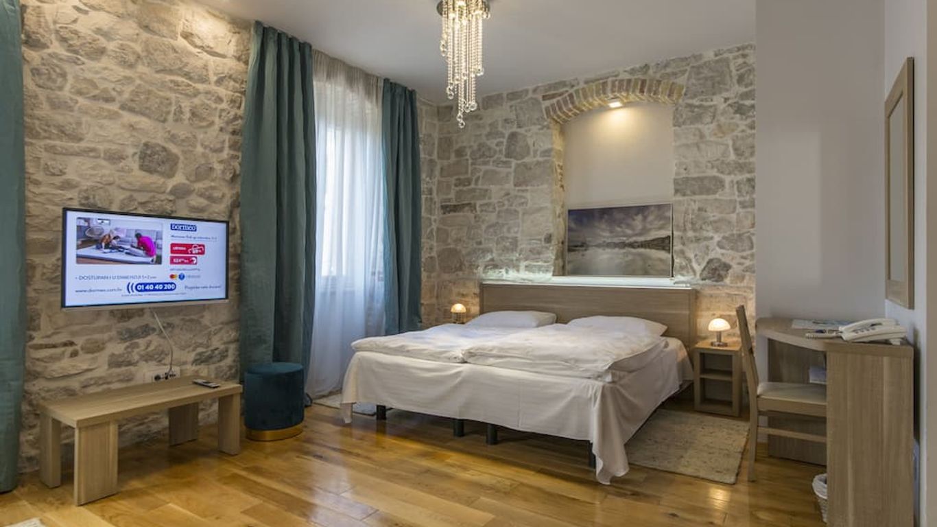 Tifani Luxury Rooms