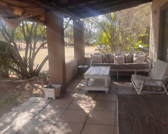 Barti's Home - Vanderbijlpark - Patio