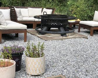Berkshire Rural Retreat - Canaan - Patio