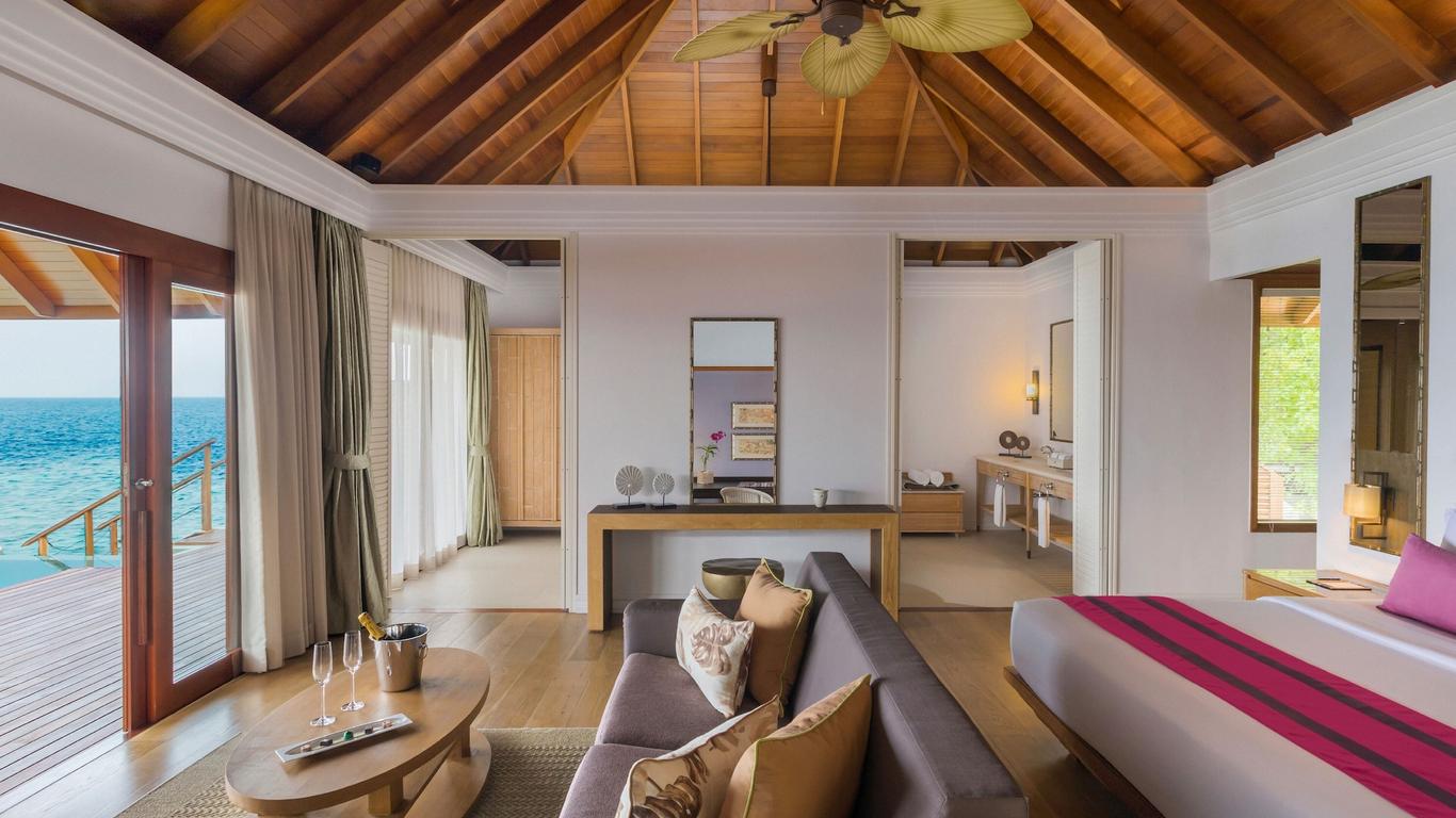 Dusit Thani Maldives