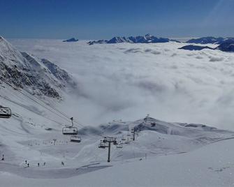 rent studio center of the village 2 people - Cauterets - Prestation de l’hébergement